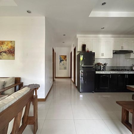 Bella Homes 6Br 4Bath Near Rotunda Tagaytay City Exterior photo