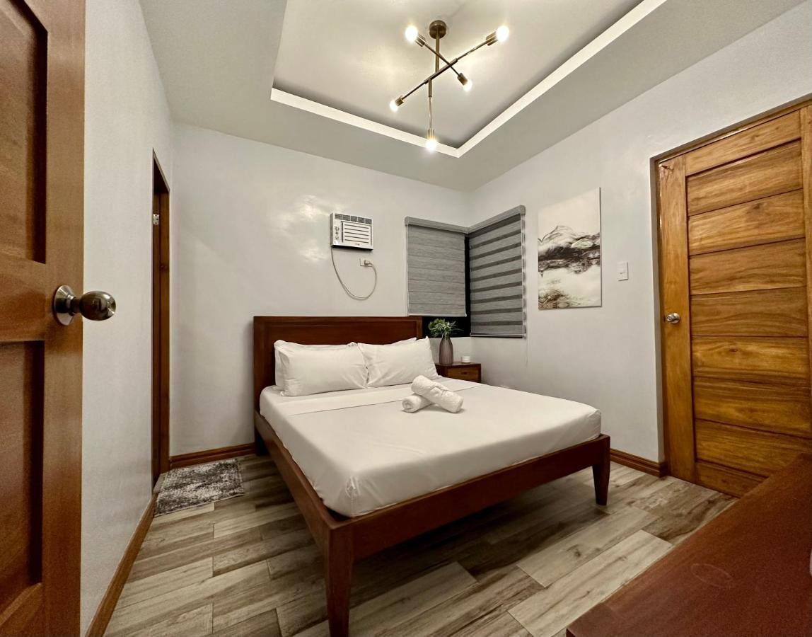 Bella Homes 6Br 4Bath Near Rotunda Tagaytay City Exterior photo